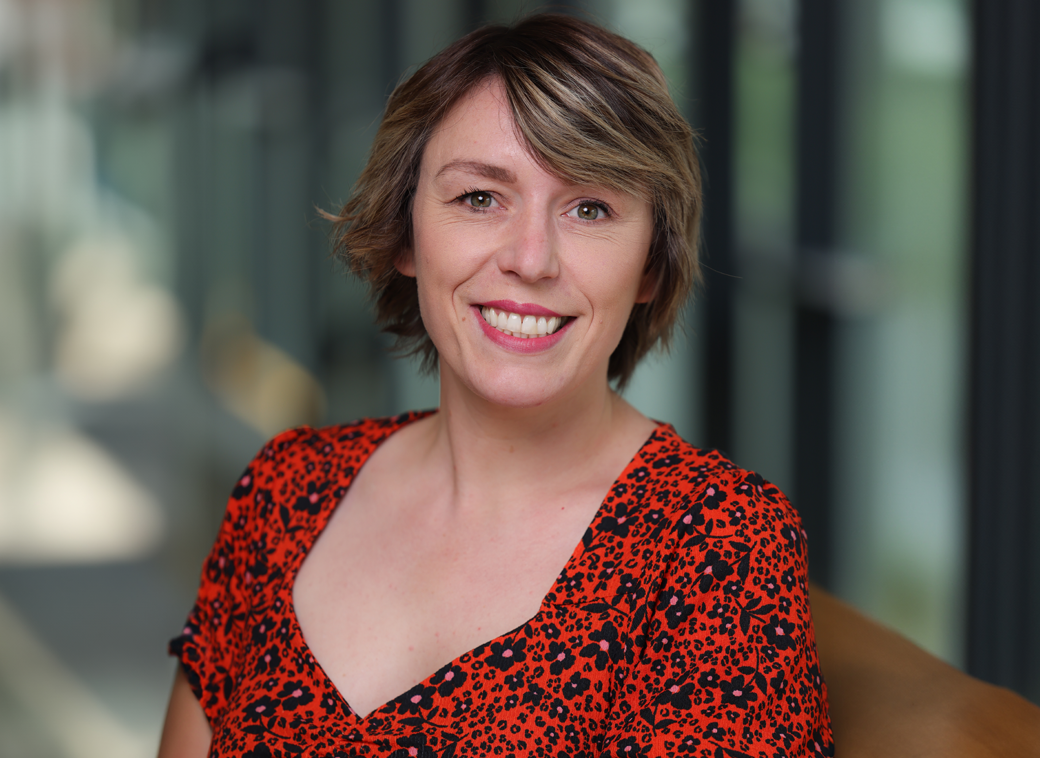 Dr Leanne Calvert