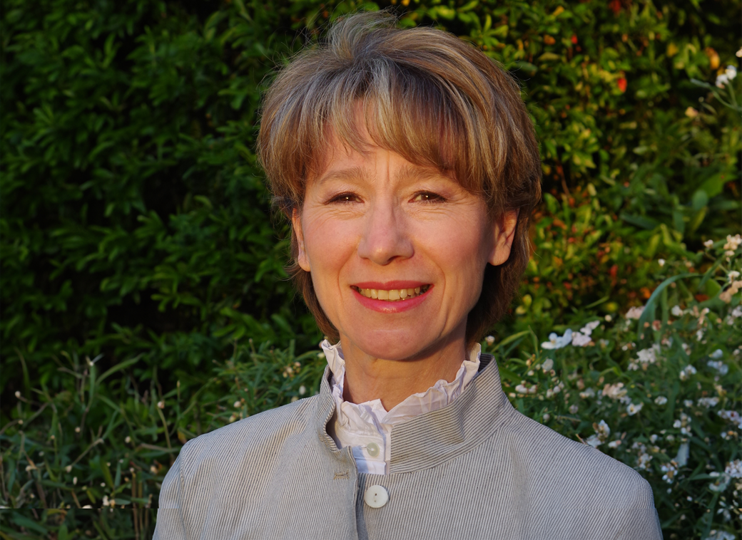 Professor Naomi Fineberg