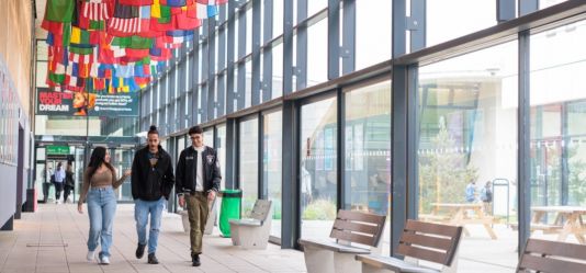 University of Hertfordshire and Navitas Announce Partnership Renewal